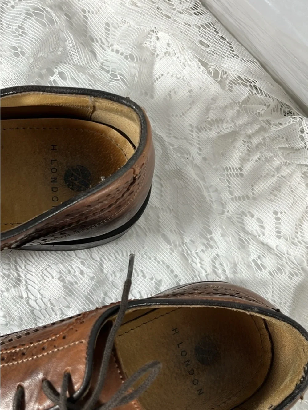 Classic Men's Brown Leather Wingtip Oxfords